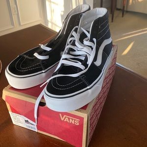 Vans hi platform 2 tennis shoes size 9 BRAND NEW Black with white laces